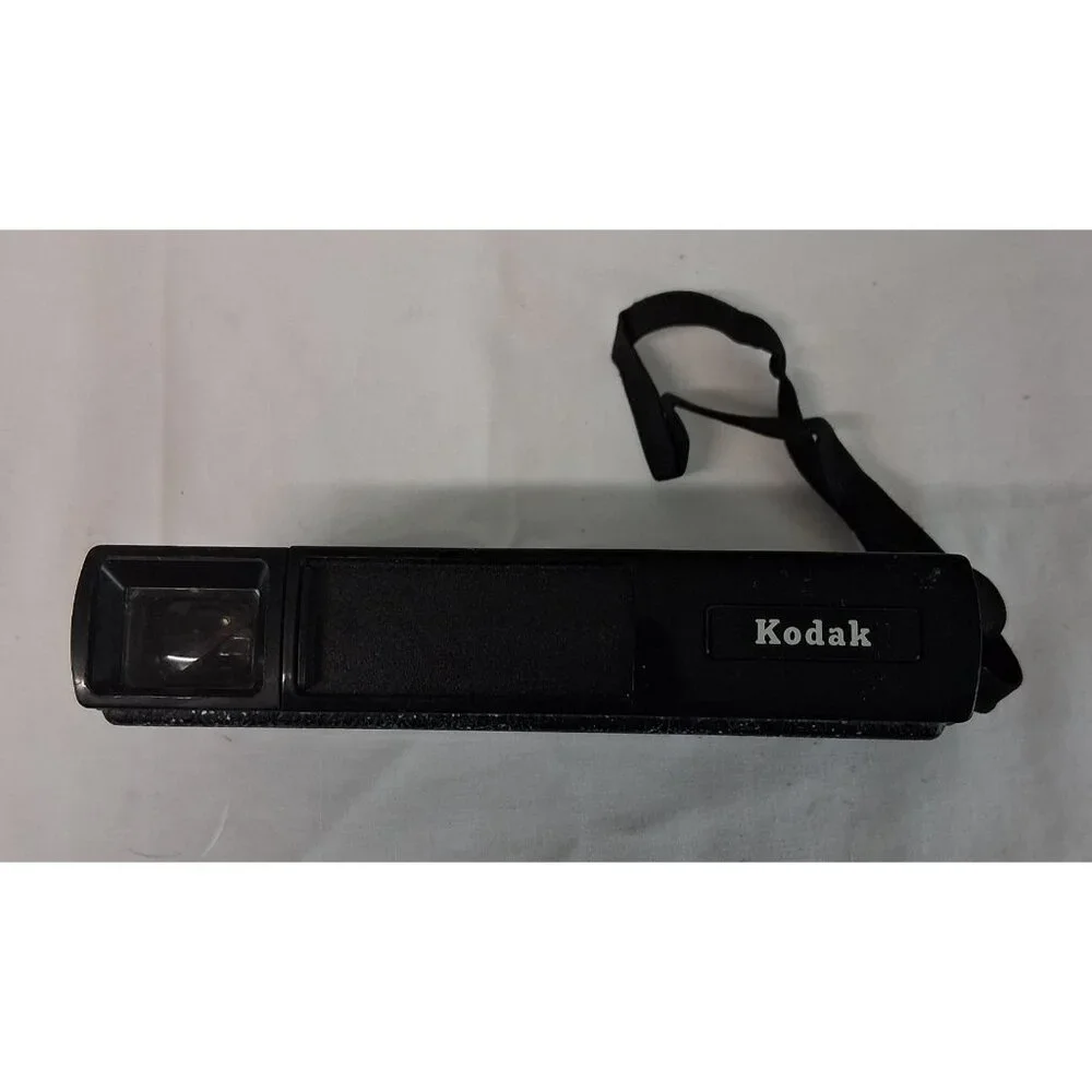VTG Kodak Pocket Instamatic 20 Camera 1970s 110 Film Retro Collectible USA Made